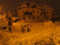 zimowa noc na osiedlu